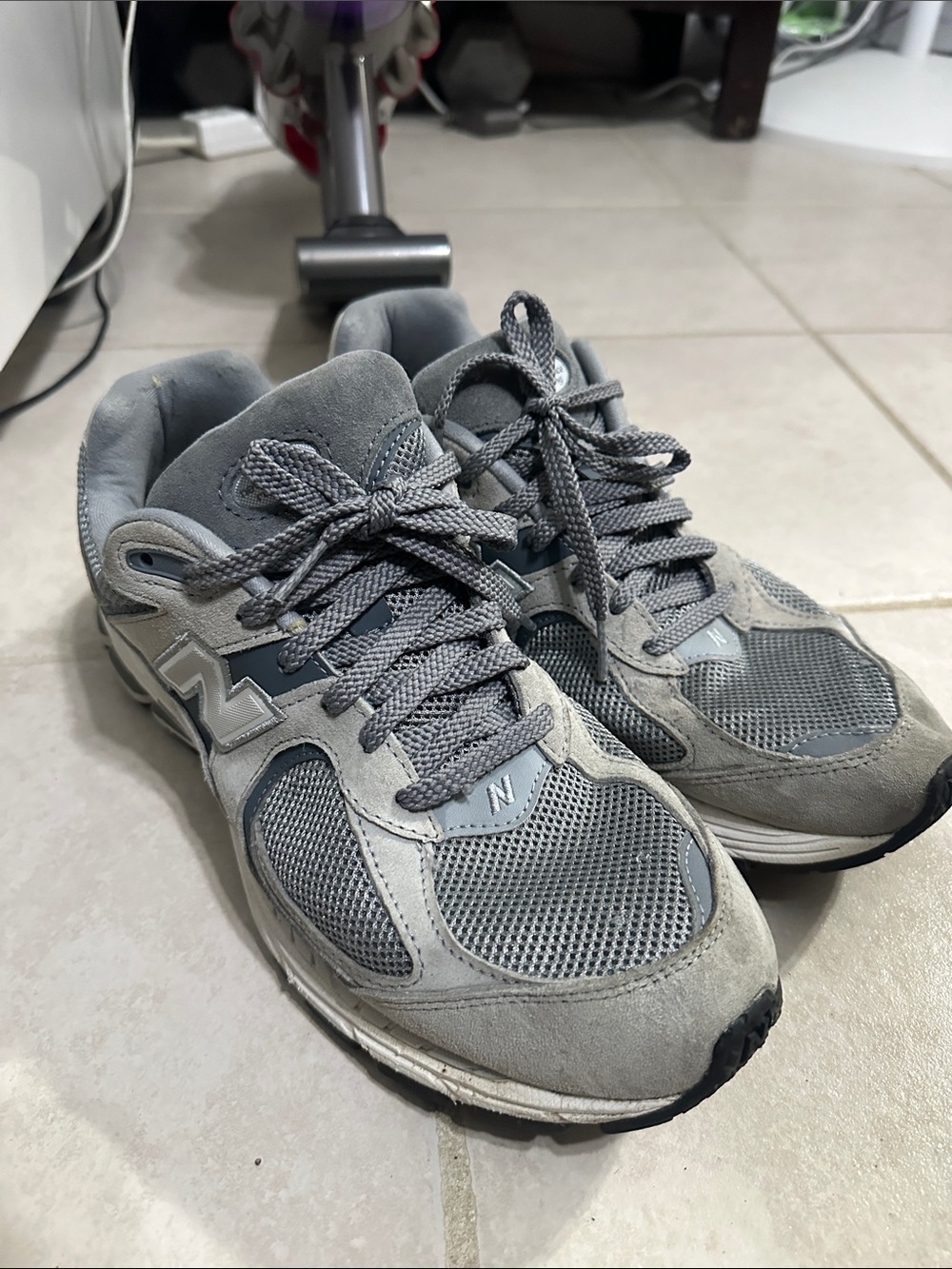 New Balance Men’s Grey Lace-Up Sneakers
